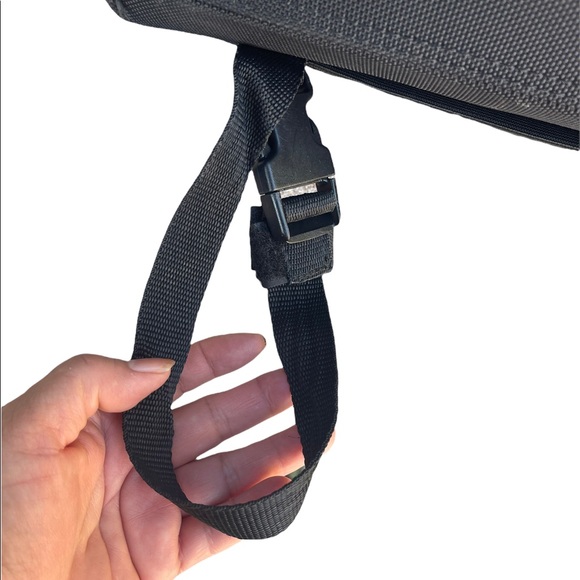 Harley Davidson Tail Bag and Rain Cover - Picture 12 of 16